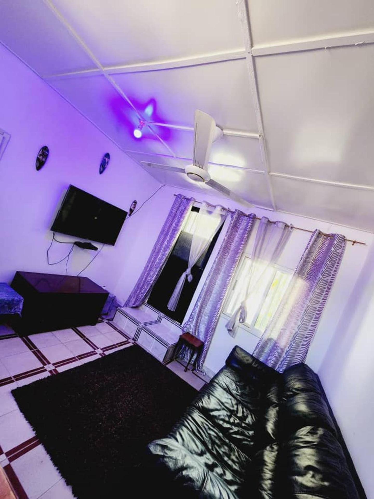 Inviting 1-Bed House In Brusubiヴィラ エクステリア 写真